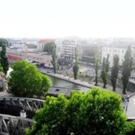 De La Comete Hotel