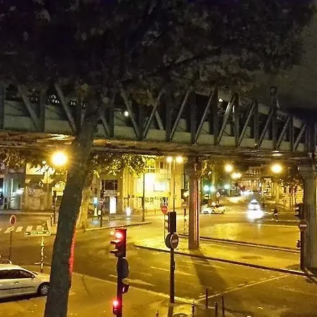 Hotel De La Comete Le Pré-Saint-Gervais