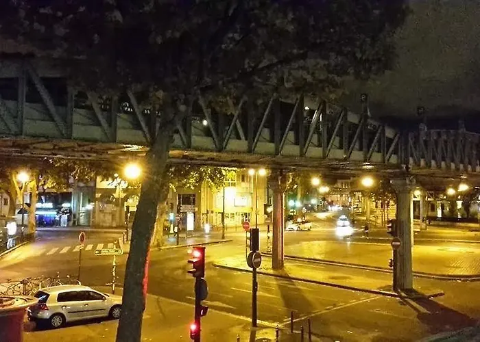 فندق De La Comete Le Pré-Saint-Gervais