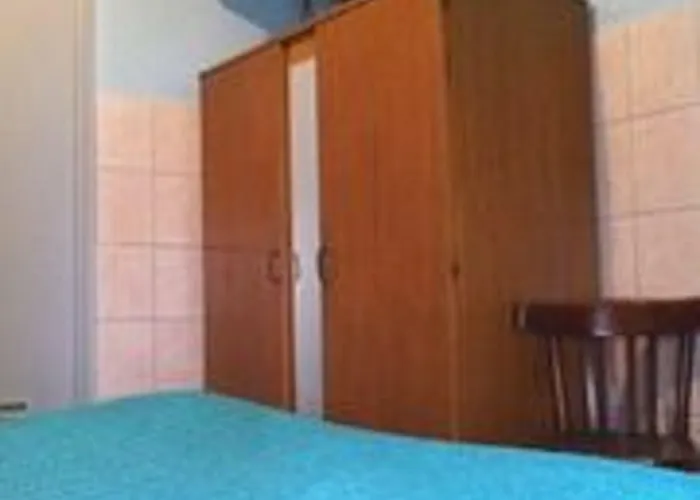 Hotel De La Comete 3*