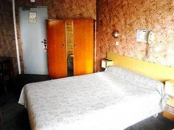 De La Comete Hotel Le Pré-Saint-Gervais